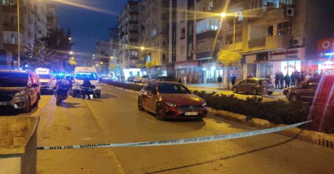 Yol ortasında silahlı kavga: 1 yaralı