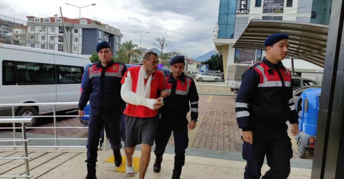 Silahlı çatışmaya giren iki husumetli tutuklandı