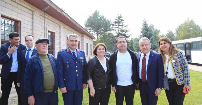 Asker babası Böcek Yemin Törenine katıldı
