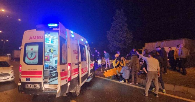 Belen’de iki otomobil çarpıştı: 4 yaralı