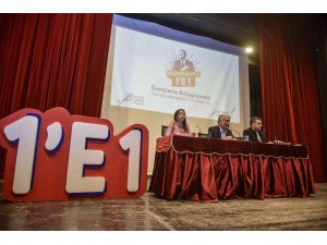 Başkan Karalar liseli gençlerle buluştu: "Dertlere dermanı birlikte arayalım"