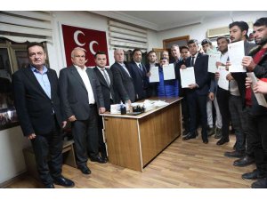 Mersin’de 150 genç MHP’ye katıldı