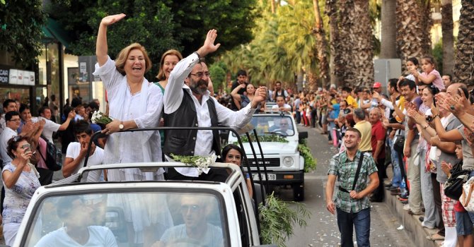 Altın Portakal kortej coşkusuyla başlıyor!