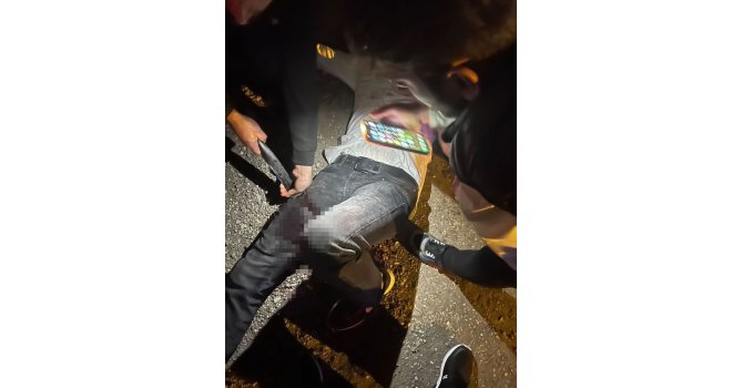 Düğünden çıkıp otomobiliyle evine dönerken silahlı saldırıda yaralandı