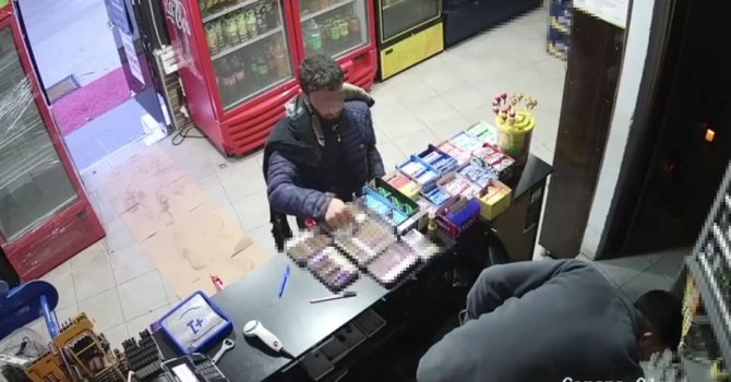 Puro müdavimi hırsız markete abone oldu