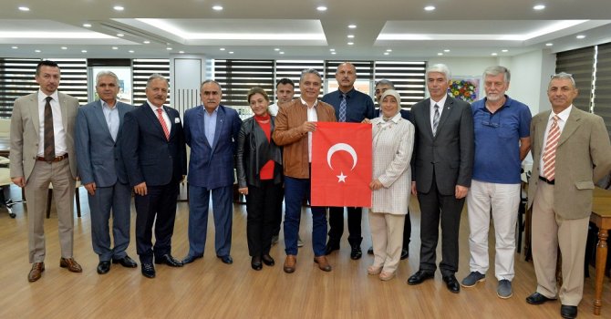 Şehit aileleri Başkan Uysal’ı ziyaret etti