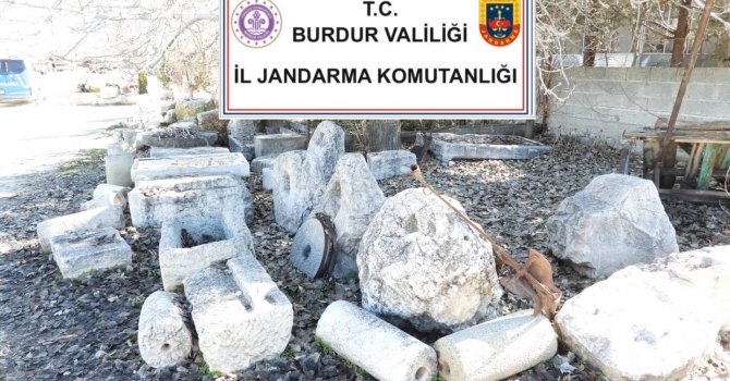 Burdur’da 60 adet tarihi eser ele geçirildi