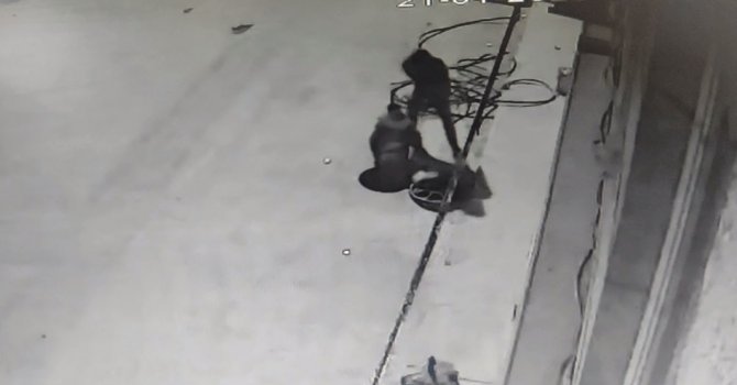 Mahalleleri internetsiz bırakan şüpheliler yakalandı, 3’ü tutuklandı