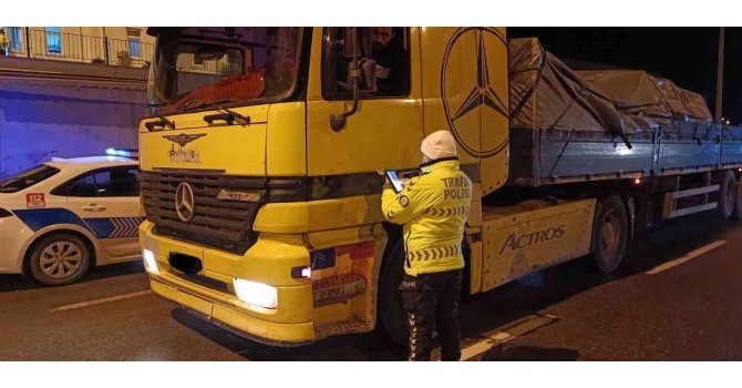 Havadan ve karadan trafik denetimlerinde 857 sürücüye ceza yazıldı