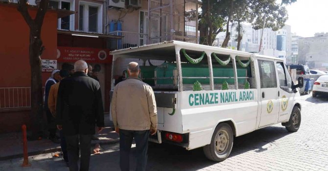 Adana’da kan davasına kurban giden gencin cenazesi teslim alındı