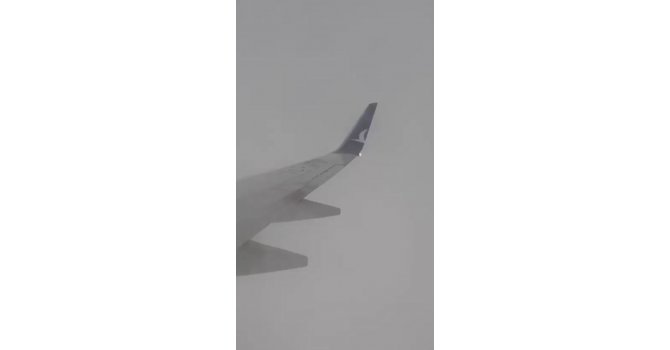 Antalya’da uçağa yıldırım isabet etti, o anlar kameraya yansıdı