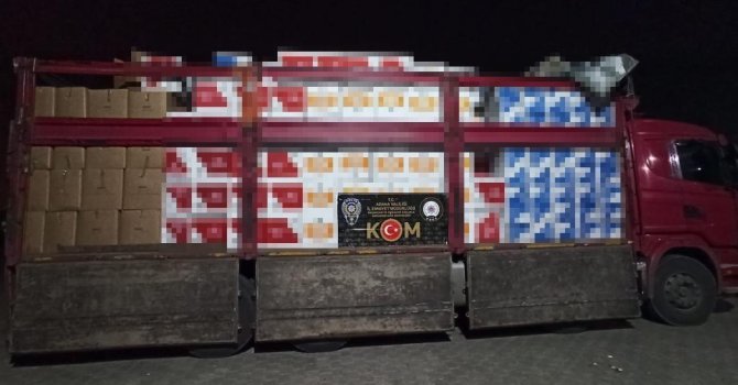 Adana’da 40 milyon makaron ile 8 milyon adet sigara ele geçirildi