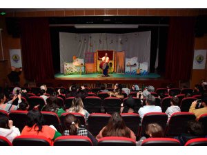 Çocuklara karne hediyesi tiyatro oyunu