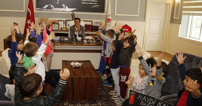 Ekolojik Kreş öğrencilerinden Kızılay Haftası duyarlılığı