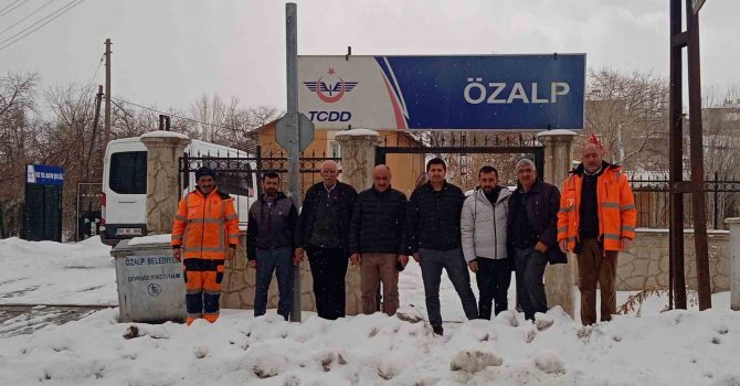 Demiryolu çalışanlarından deprem bölgesine yardım