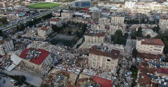 Hatay’da 600 Evler Sitesi yerle bir oldu