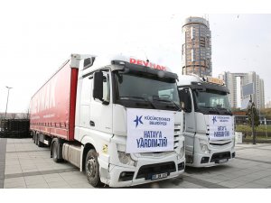 Yardım tırları Küçükçekmece’den afet bölgesine doğru yola çıktı