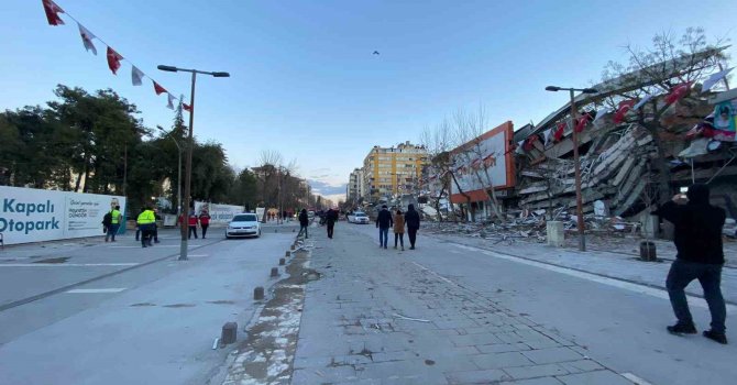 Kahramanmaraş’ta Trabzon Bulvarı yerle bir oldu