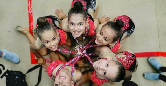 Antalyaspor cimnastik takımı Türkiye Üçüncüsü