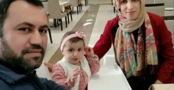 Depremde hayatını kaybeden Tepe ailesi Sinop’ta toprağa verildi