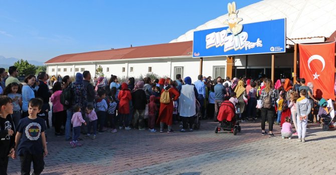 Zıp Zıp Park doldu taştı