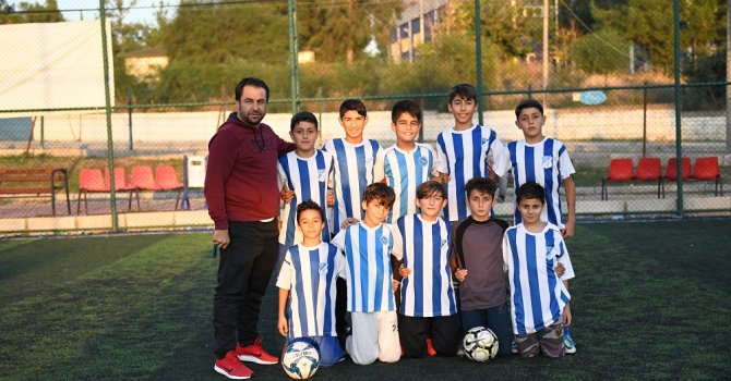 Aksu’da U13 takımı çalışmalara start verdi