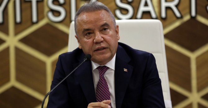 Böcek'ten Öğretmenler Günü mesajı