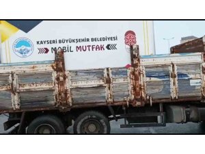 Başkan Büyükkılıç: "Kahramanmaraş’a 10 araç, 20 personel ile mobil mutfak gönderdik"