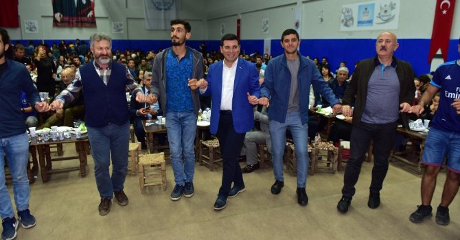 Tütüncü, sıra gecesinde gençlerle buluştu