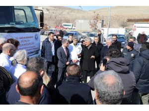 Yardım tırları afet bölgesine gönderilmeye devam ediyor