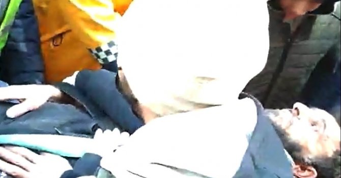 Hatay’da Yalova ekipleri 1 kişiyi daha enkazdan sağ çıkarıldı