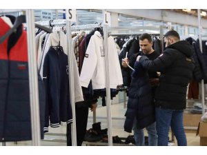 Bu mağaza deprem mağdurlarına özel