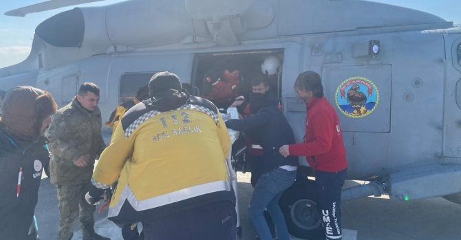 MSB: “Hava araçlarıyla aralıksız şekilde yardım ve tahliye görevine devam ediyoruz”