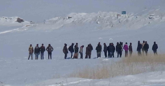 Kars’ta 53 düzensiz göçmen yakalandı