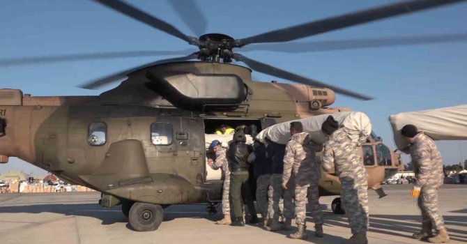 Mehmetçik deprem bölgesinde 19 binden fazla çadır kurulmasını sağladı