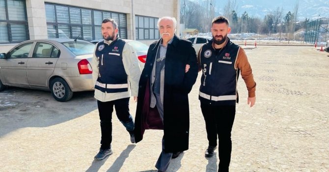 14 kişinin öldüğü Pamukoğlu Sitesi’nin inşat mühendisi Afyonkarahisar’da yakalandı