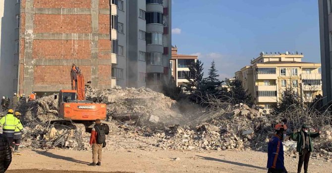 Ayşe Mehmet Polat Sitesi’nin müteahhidi tutuklandı