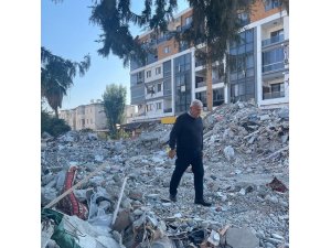 Başkan Atay, deprem bölgesinde temaslarını sürdürüyor