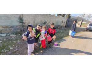 Deprem bölgesi için “Bir Oyuncak Bir Mektup” hareketi başlatıldı