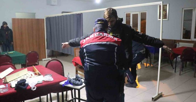 Film gibi olay: 200 yabancı uyruklu şahsı İstanbul diye Sakarya’ya getirdi