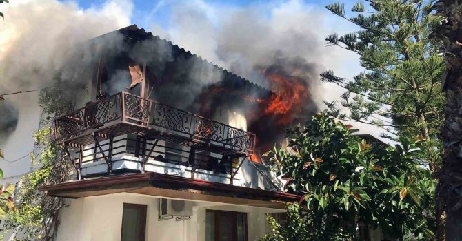 Akyaka’da ev yangını