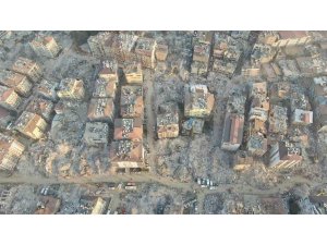 Depremin 8’inci gününde harabeye dönen Hatay’daki yıkım havadan görüntülendi