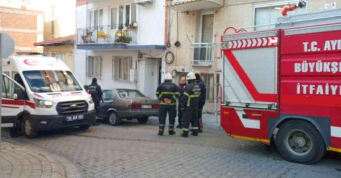 Evi yakmak istedi, itfaiye ekiplerini harekete geçirdi