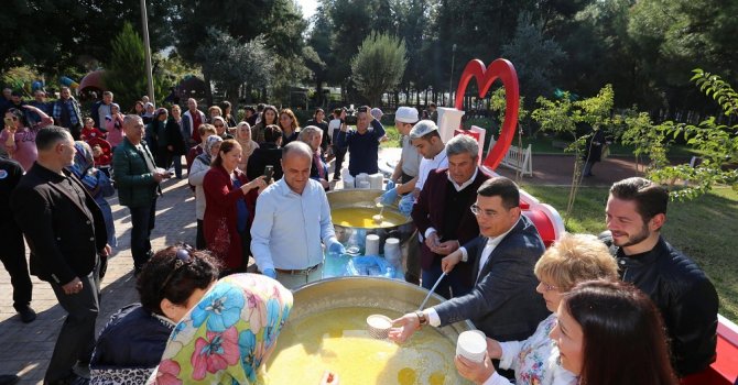 DokumaPark’ta Antalyalılara keşkek ikramı