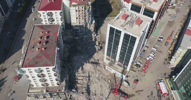 Diyarbakır Galeria Sitesi havadan görüntülendi, depremin izleri yürek burktu