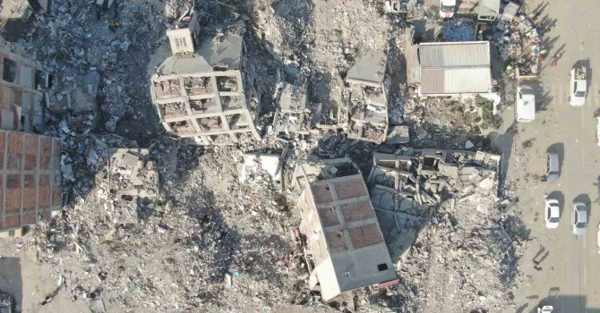 Depremin merkezi Kahramanmaraş’ta son durum havadan görüntülendi