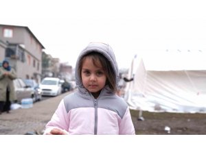 Afet bölgesine yardımlar sürüyor