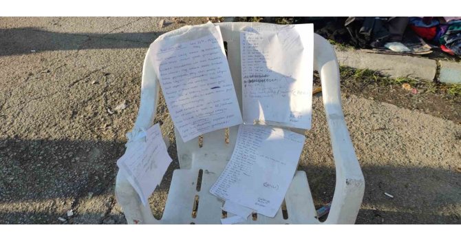 Hatay sokaklarındaki ölüm sessizliği bazen sevinç bazen de hüzünle noktalanıyor