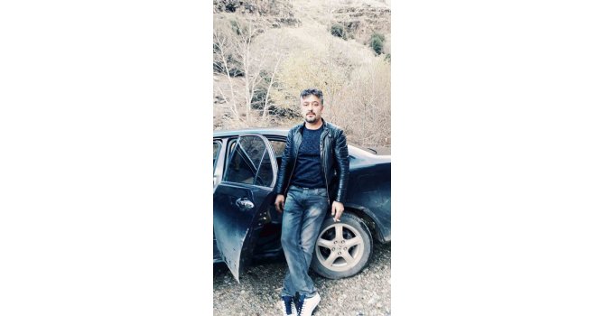 Motosikletin üstünde sürücüsü ölü bulundu