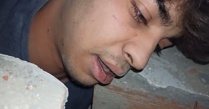 Enkazın altında ’Son videom’ diye çekti, enkazdan sağ çıktı